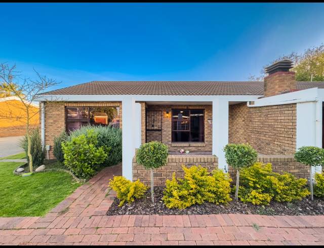 2 BEDROOM TOWNHOUSE SOLD IN STELLENRIDGE